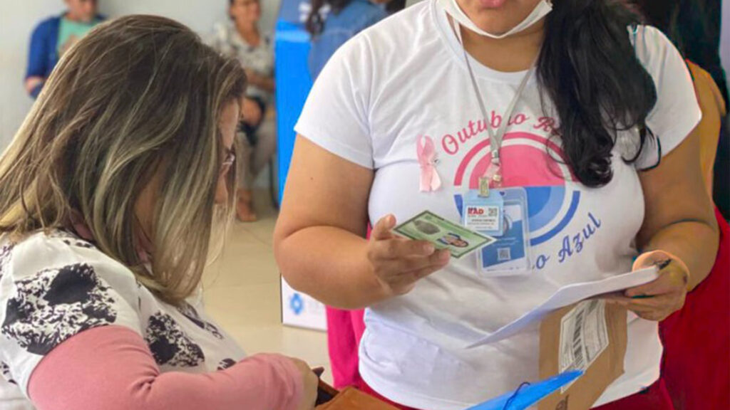 Ação em alusão à campanha Outubro Rosa, Dia D da Mamografia reuniu mulheres e promoveu um dia de acolhimento, prevenção e conscientização sobre o câncer de mama. (Foto: Camila Neto)